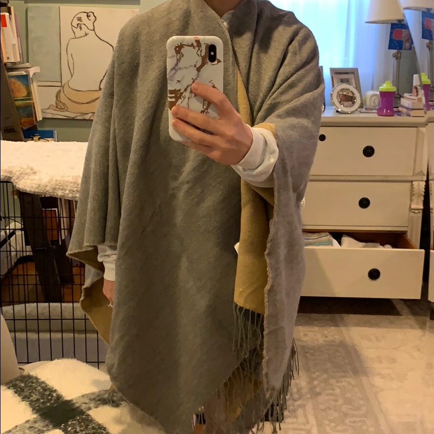 Reversible Wrap/Cape